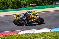 Advanced 2 Group Yellow Bikes